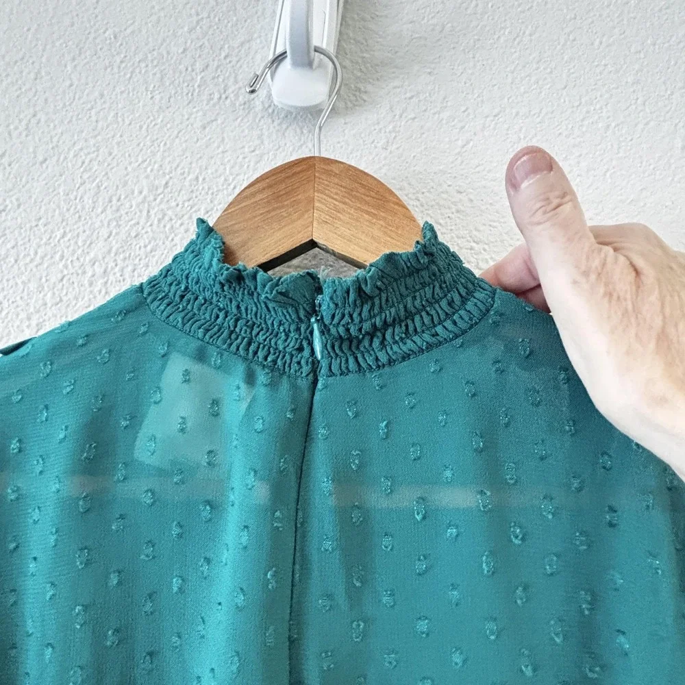 Farm Rio Swiss Dot Mock Neck Blouse Top Womens XS Green Sheer Ruffle Puff Sleeve